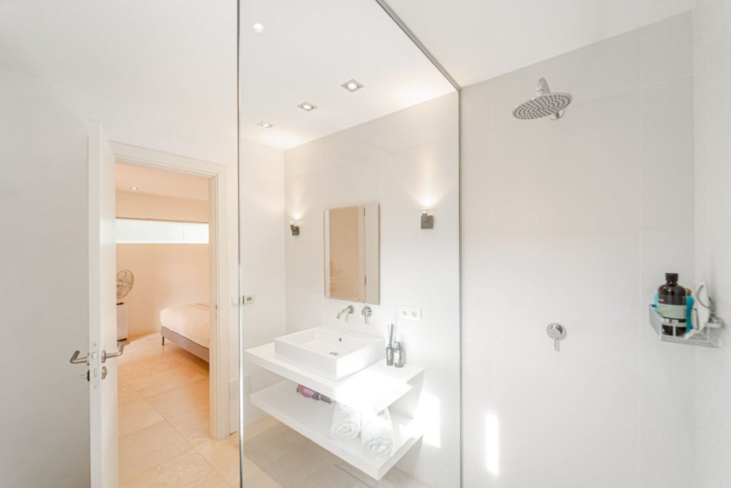 Bath08