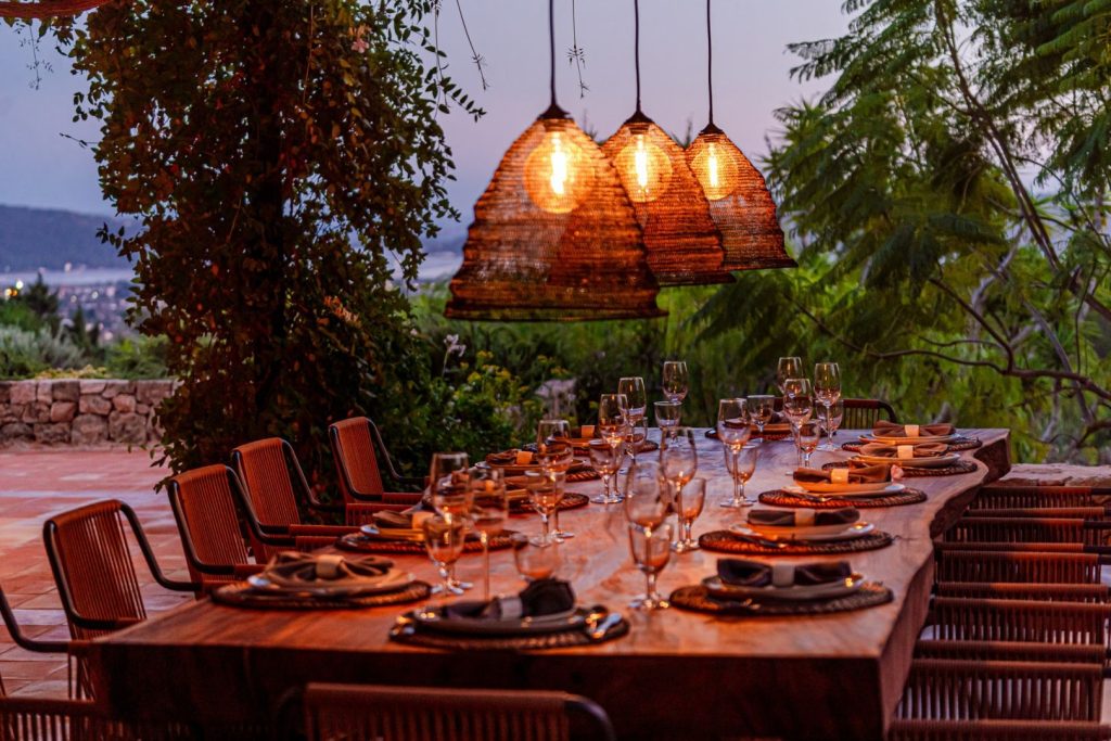 Dining04