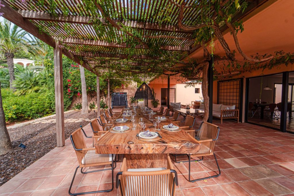 TerraceDining02