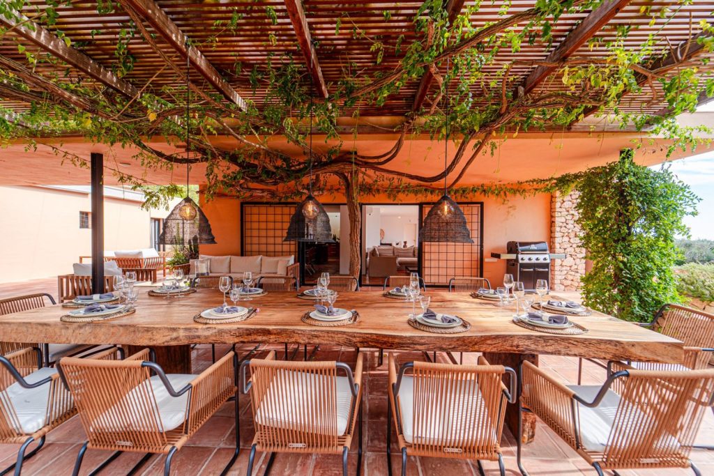 TerraceDining03
