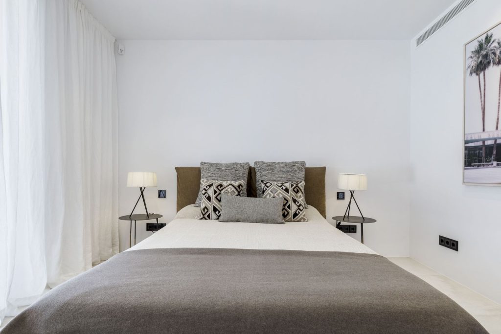 114 Suite 4 Bed