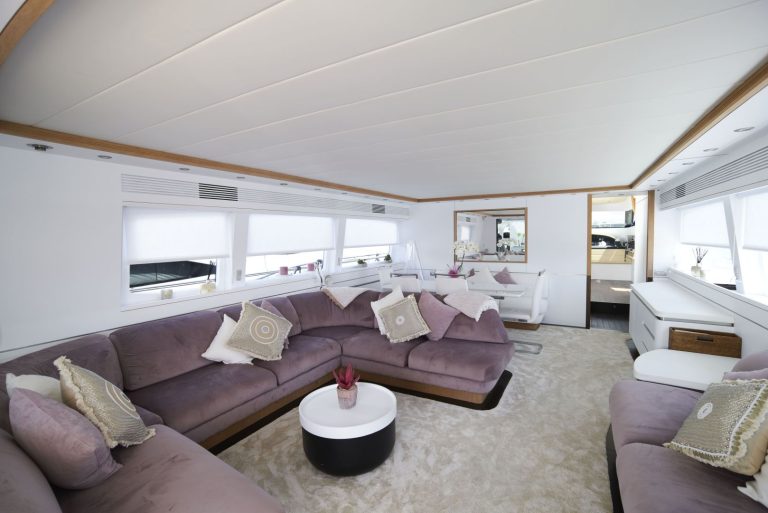 220602_LADY_KC_INTERIORS_NEW