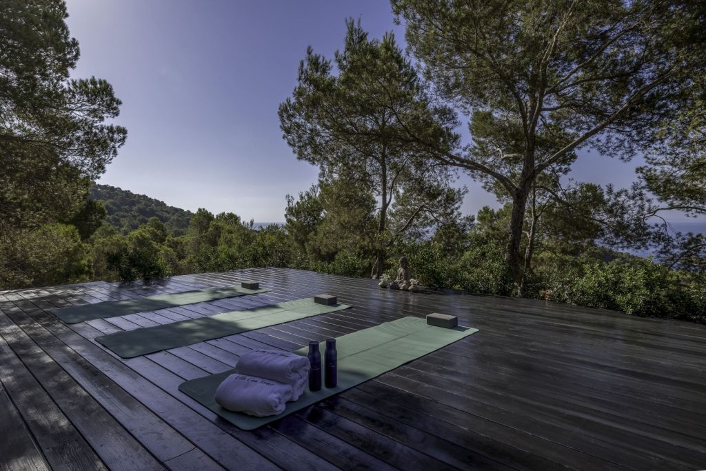 45 Yoga Deck