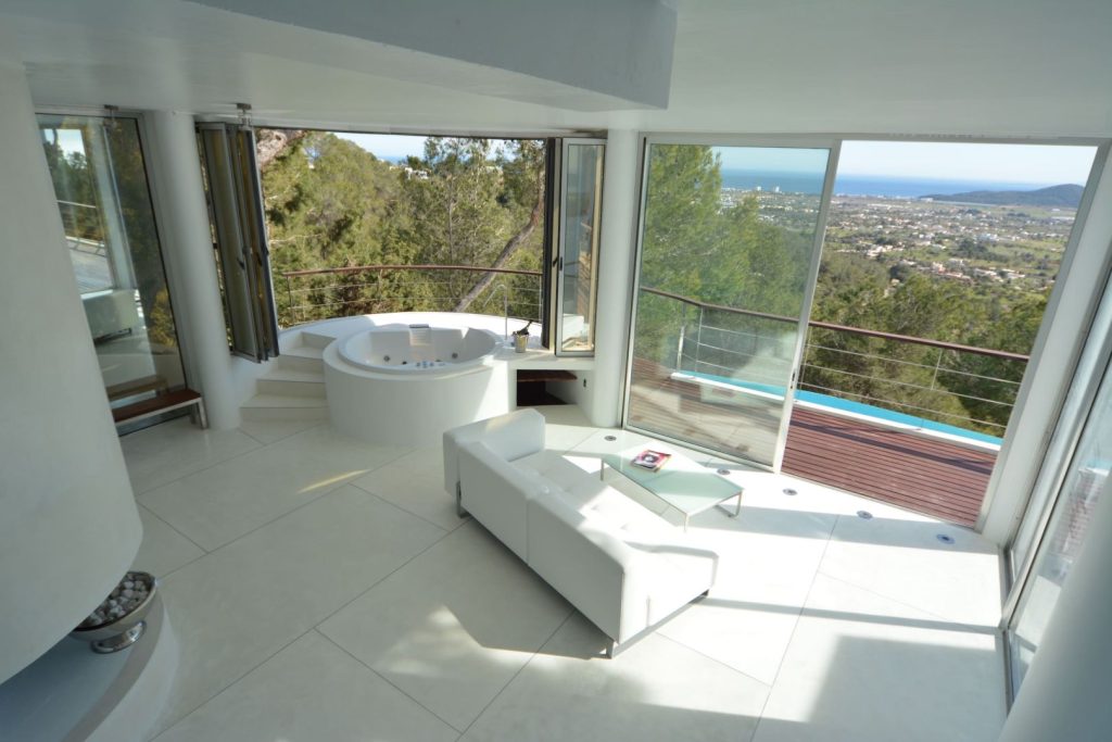 16. - - -Roca Master suite 1