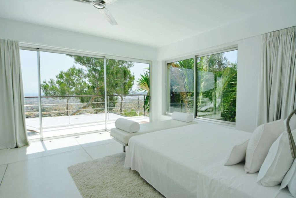24. - - -Roca Bedroom 5