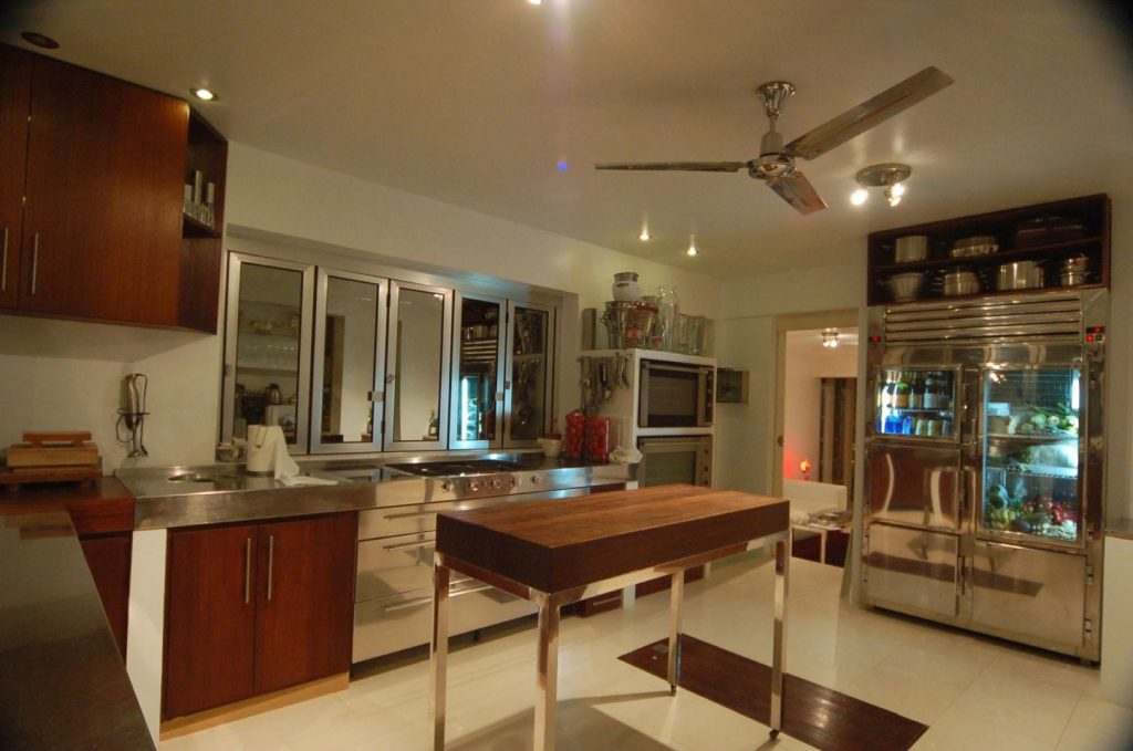 36. - - -Roca Kitchen