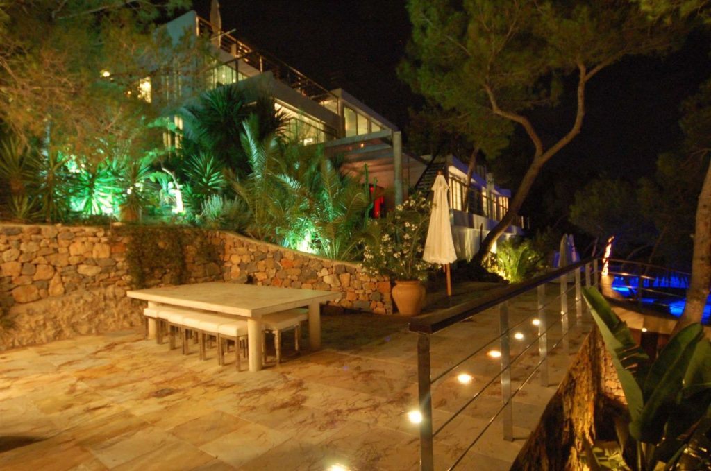 48. Side view from pool bar night