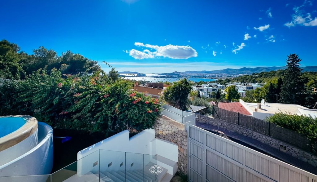 tombenzon-villa-triple-x-2024-11-1920x1100-crop-77-61