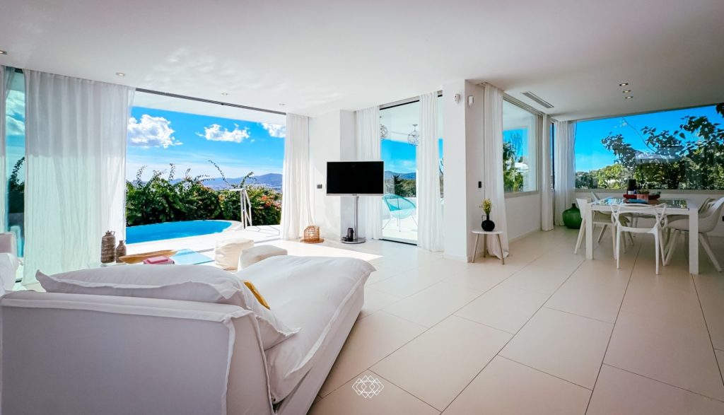 tombenzon-villa-triple-x-2024-16-1920x1100-crop-37-48